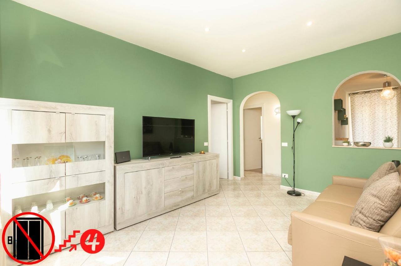 Homes In Genoa - Young Apartment Bagian luar foto