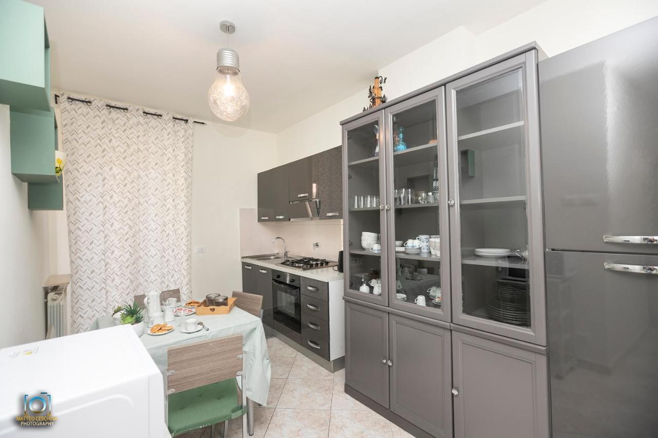 Homes In Genoa - Young Apartment Bagian luar foto