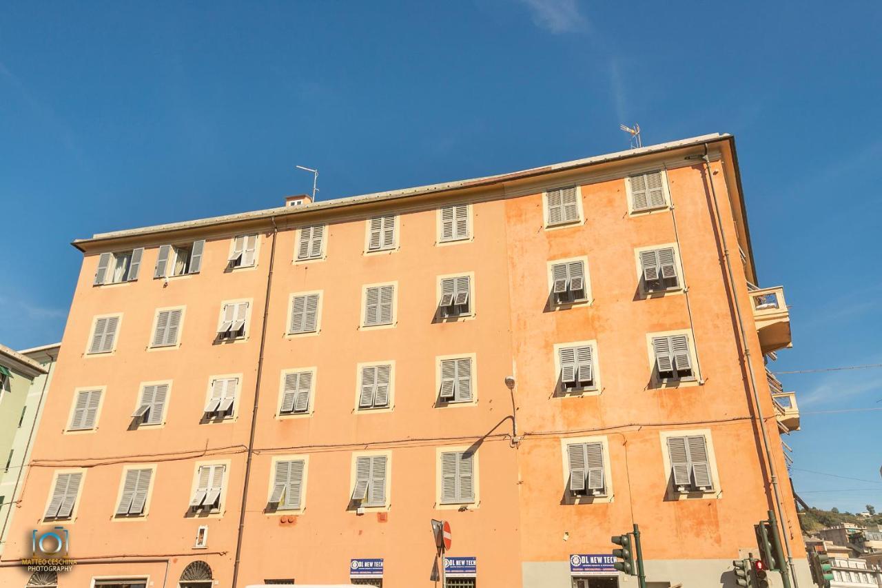 Homes In Genoa - Young Apartment Bagian luar foto